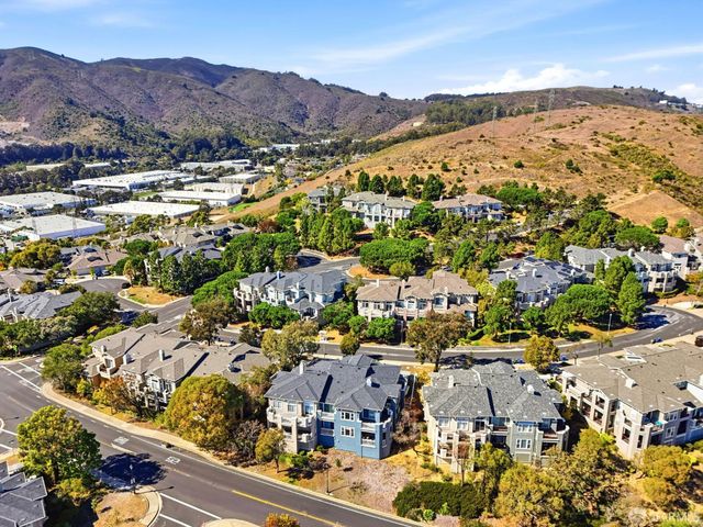 152 Golden Eagle Lane, Brisbane, CA 94005