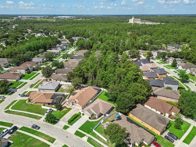 3528 BERKSHIRE WOODS TERRACE, Deltona, FL 32725