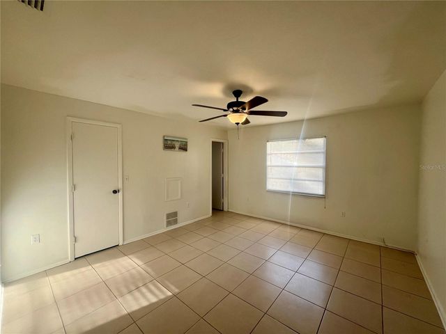 705 BAYOU AVENUE, Tarpon Springs, FL 34689