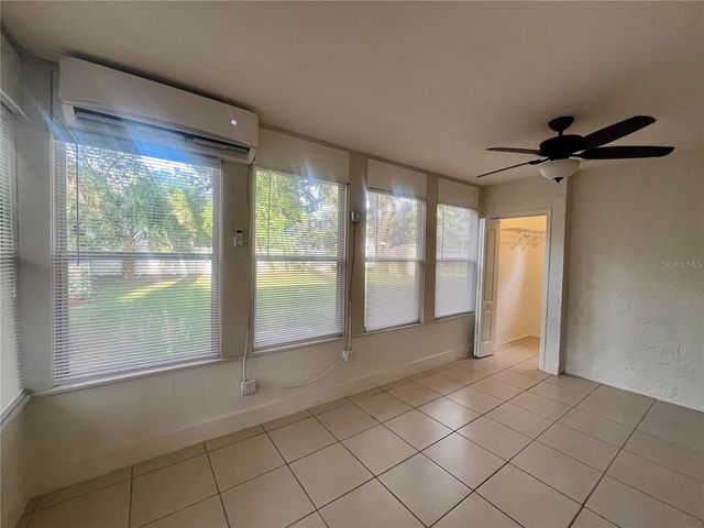 705 BAYOU AVENUE, Tarpon Springs, FL 34689