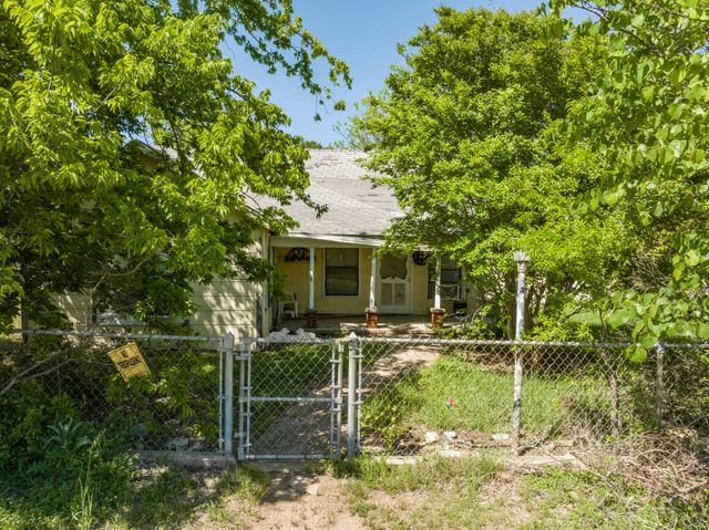 6630 Fm 183, Evant, TX 76525