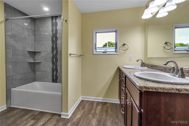 383 Birchwood Drive, Lockport Town, NY 14094