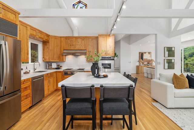 500 Iron Springs Rd, Fairfax, CA 94930