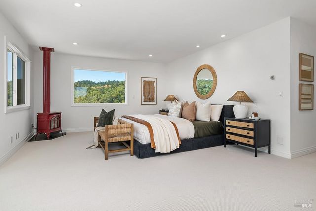 500 Iron Springs Rd, Fairfax, CA 94930