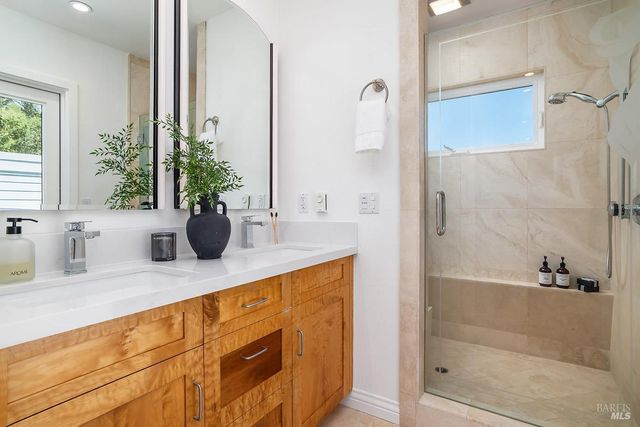 500 Iron Springs Rd, Fairfax, CA 94930