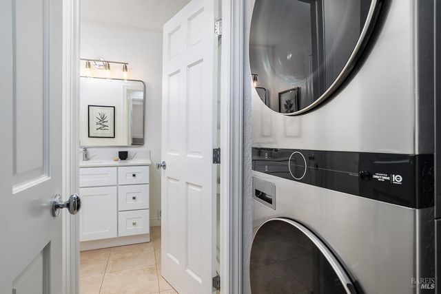 500 Iron Springs Rd, Fairfax, CA 94930