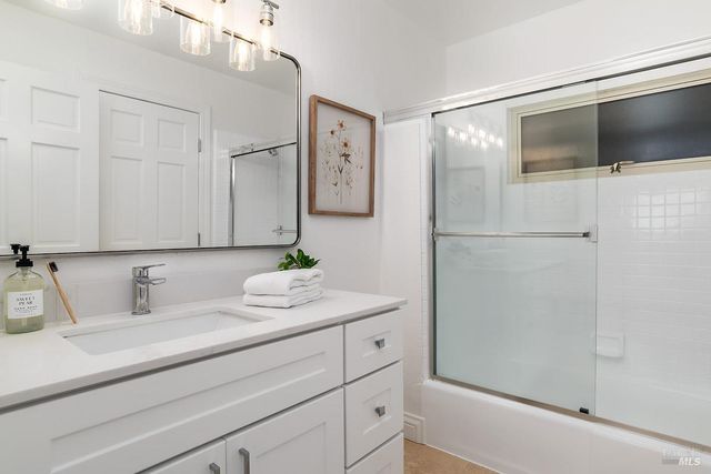 500 Iron Springs Rd, Fairfax, CA 94930