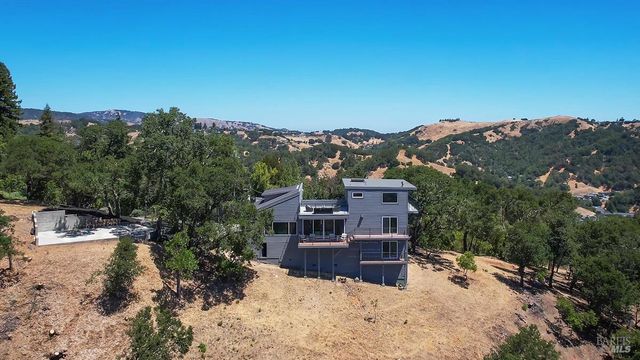 500 Iron Springs Rd, Fairfax, CA 94930