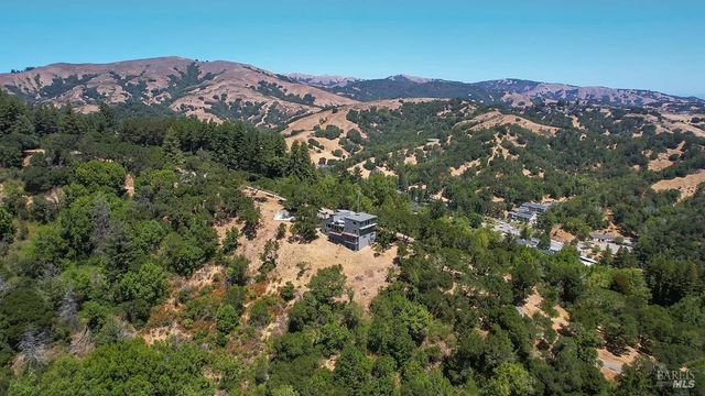 500 Iron Springs Rd, Fairfax, CA 94930