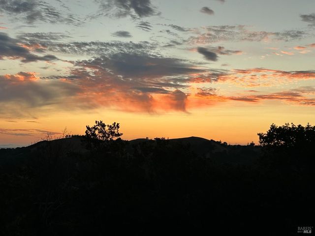 500 Iron Springs Rd, Fairfax, CA 94930