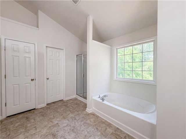 520 Lullaby Court, Fayetteville, GA 30214