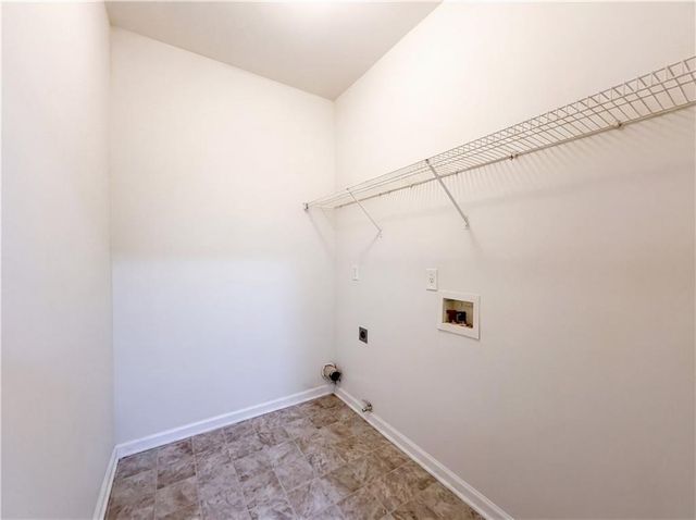 520 Lullaby Court, Fayetteville, GA 30214