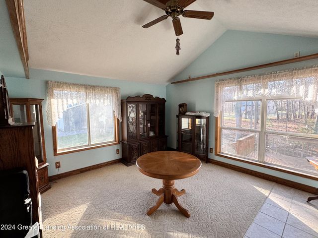 10004 Lakeside Drive, Perrinton, MI 48871