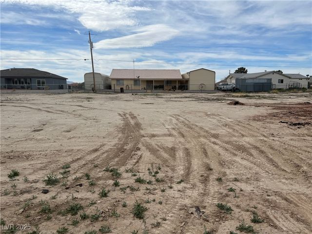 1700 South Zelzah Avenue, Pahrump, NV 89048