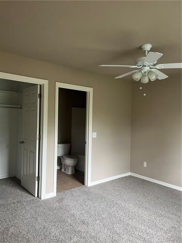 914 Post Road, Rogers, AR 72758