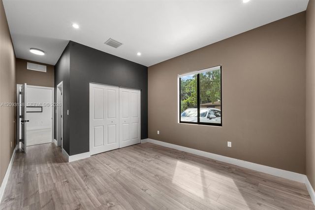 808 NW 5th Terrace, Hallandale Beach, FL 33009
