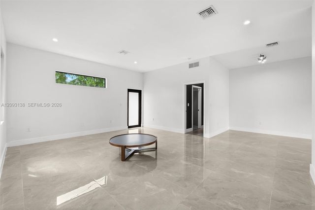 808 NW 5th Terrace, Hallandale Beach, FL 33009