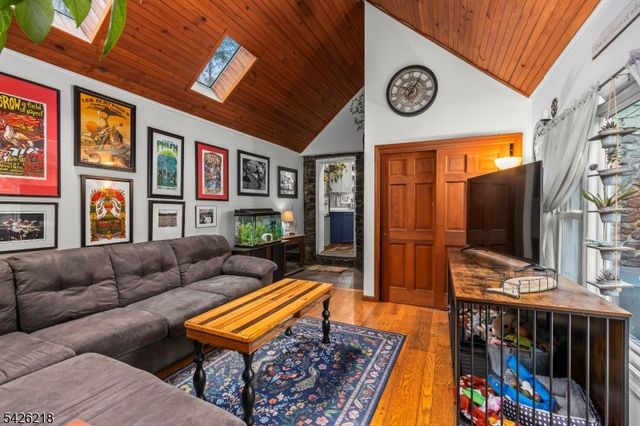 170 Flanders-Drakestown Rd, Mount Olive Twp., NJ 07836