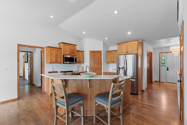 220 CORNELLIUS MARTIN COURT, De Pere, WI 54115