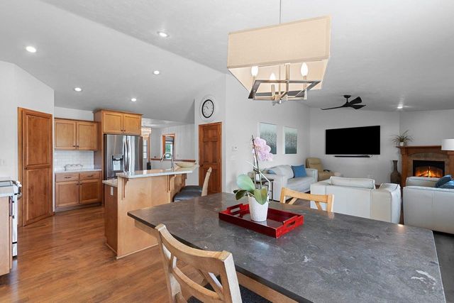 220 CORNELLIUS MARTIN COURT, De Pere, WI 54115