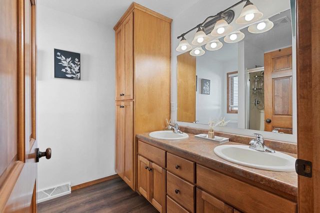 220 CORNELLIUS MARTIN COURT, De Pere, WI 54115