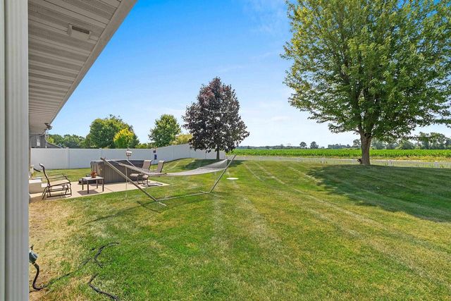 220 CORNELLIUS MARTIN COURT, De Pere, WI 54115
