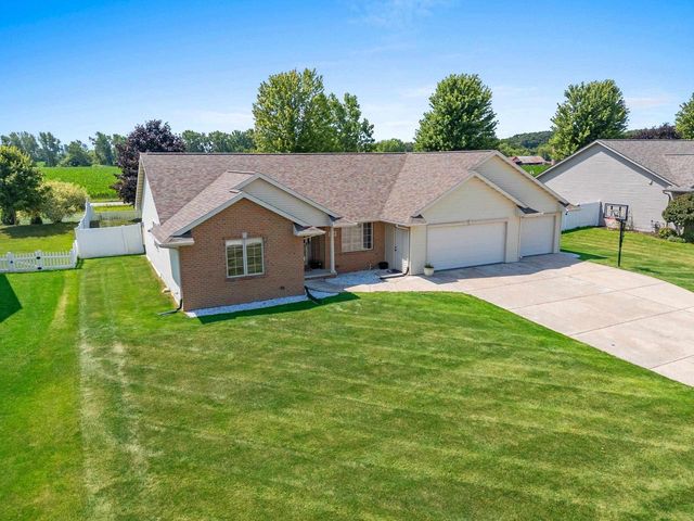 220 CORNELLIUS MARTIN COURT, De Pere, WI 54115