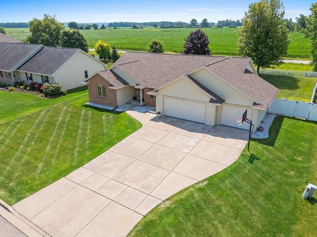 220 CORNELLIUS MARTIN COURT, De Pere, WI 54115