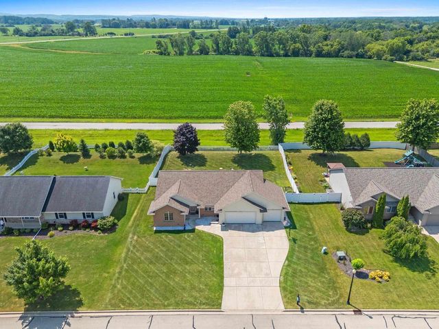 220 CORNELLIUS MARTIN COURT, De Pere, WI 54115