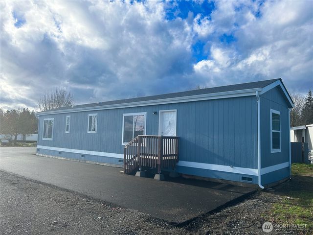 2010 Front Street #33, Lynden, WA 98264