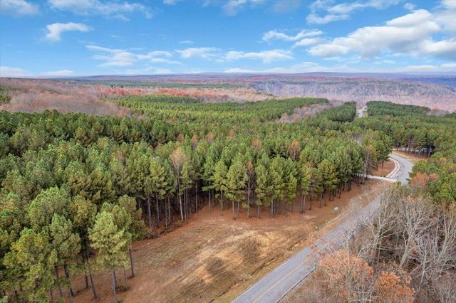 260 Compass Drive, Jasper, TN 37347