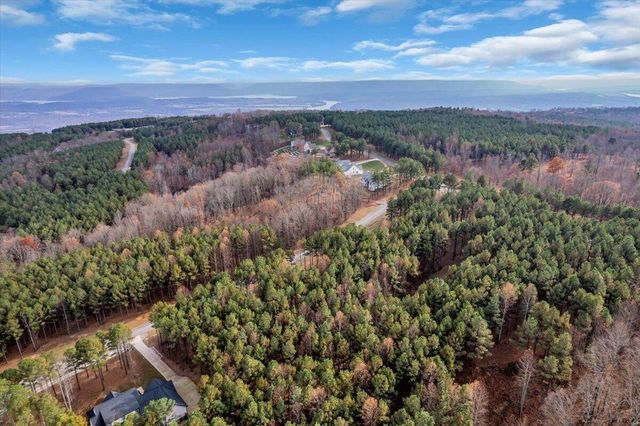 260 Compass Drive, Jasper, TN 37347