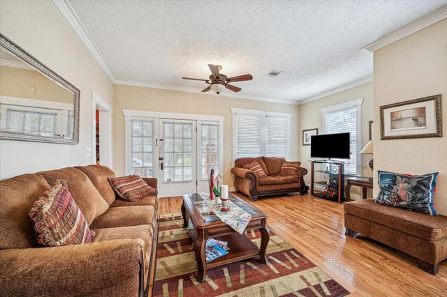 313 Byrne Street, Houston, TX 77009