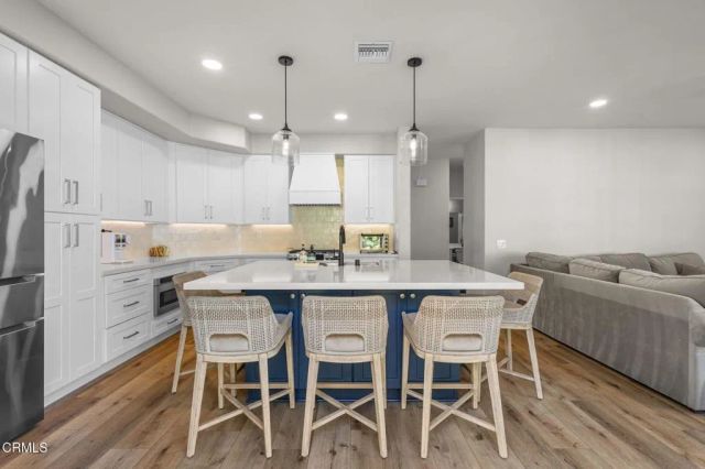 484 Via Olivera, Camarillo, CA 93012