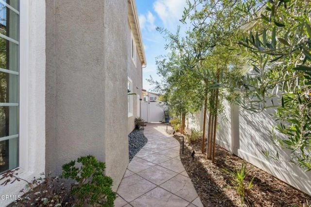 484 Via Olivera, Camarillo, CA 93012