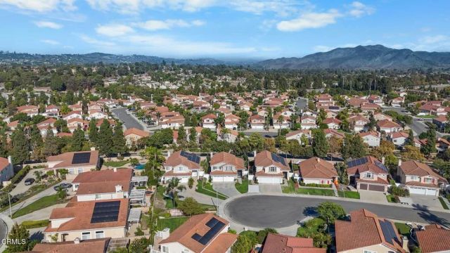 484 Via Olivera, Camarillo, CA 93012