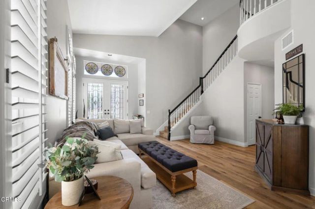 484 Via Olivera, Camarillo, CA 93012