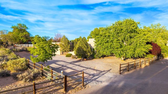 116 Savannah Lane, Corrales, NM 87048