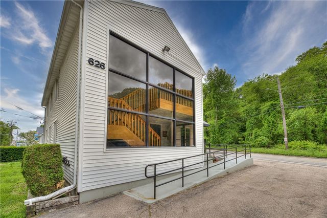 626 Toll Gate Road, Warwick, RI 02886
