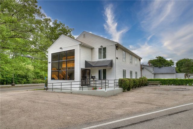 626 Toll Gate Road, Warwick, RI 02886