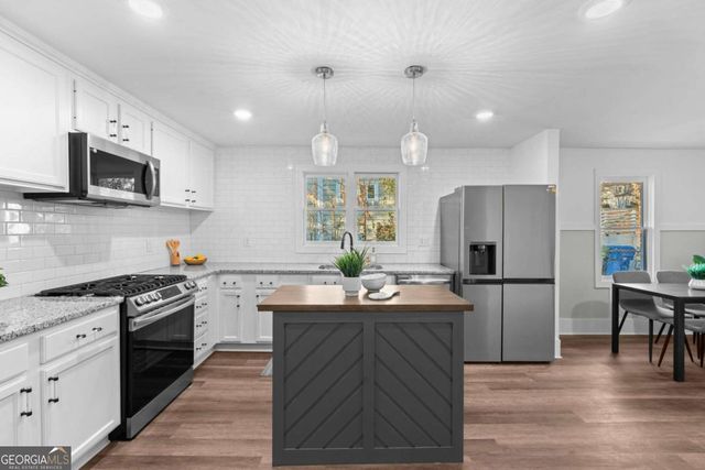 170 Stanhope Circle NW, Atlanta, GA 30314