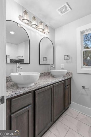 170 Stanhope Circle NW, Atlanta, GA 30314