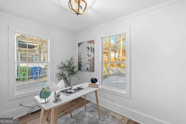 170 Stanhope Circle NW, Atlanta, GA 30314