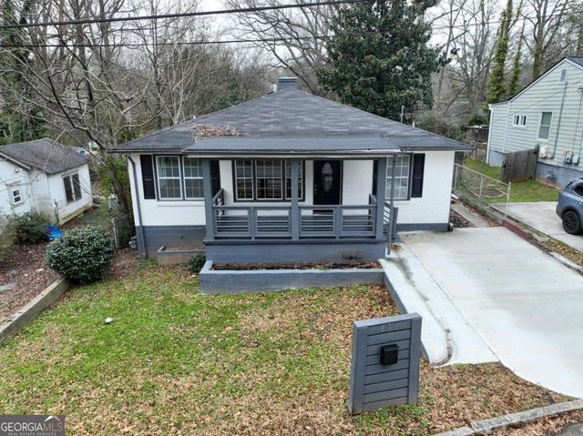 170 Stanhope Circle NW, Atlanta, GA 30314