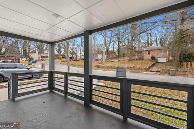 170 Stanhope Circle NW, Atlanta, GA 30314