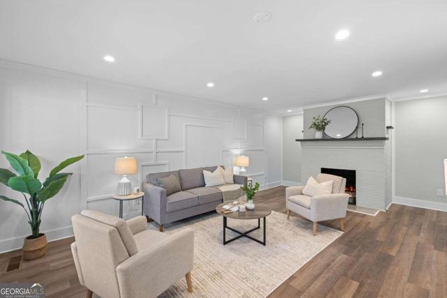 170 Stanhope Circle NW, Atlanta, GA 30314