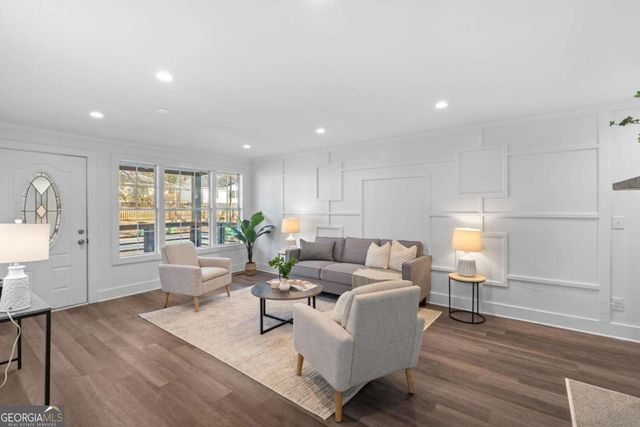 170 Stanhope Circle NW, Atlanta, GA 30314