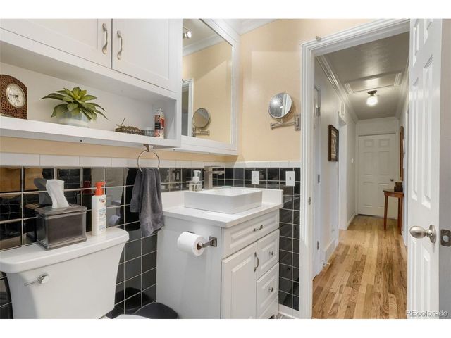 3088 S Downing St, Englewood, CO 80113