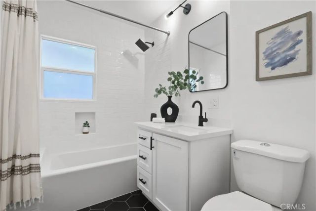 11141 Franklin, Lynwood, CA 90262