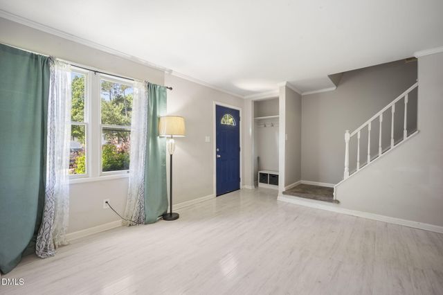 7728 Crown Crest Court, Raleigh, NC 27615